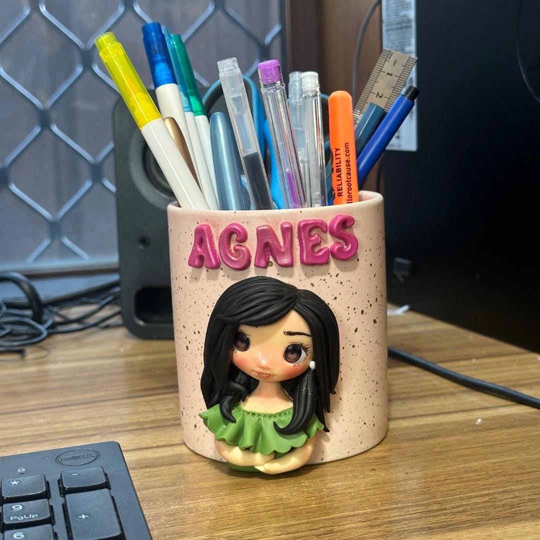 Best Teacher Ever - Personalized teacher appreciation gift, custom pen holder with teacher's name and sculpted face