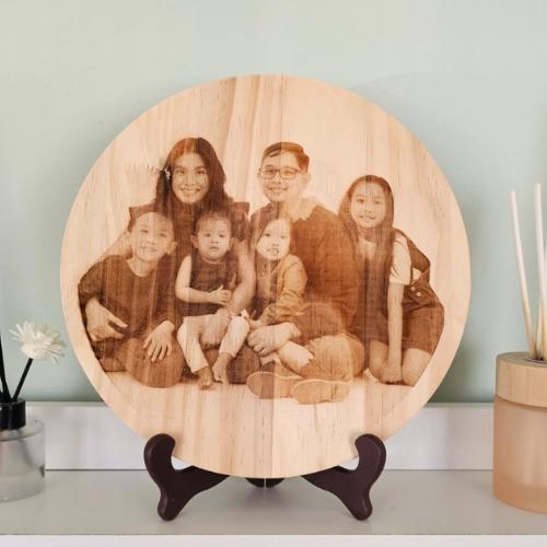 Rustic Wooden Round Custom Family Photo Plaque - Personalized Wood Wall Art, Housewarming Gift, Unique Home Décor, Photo on Wood Decor