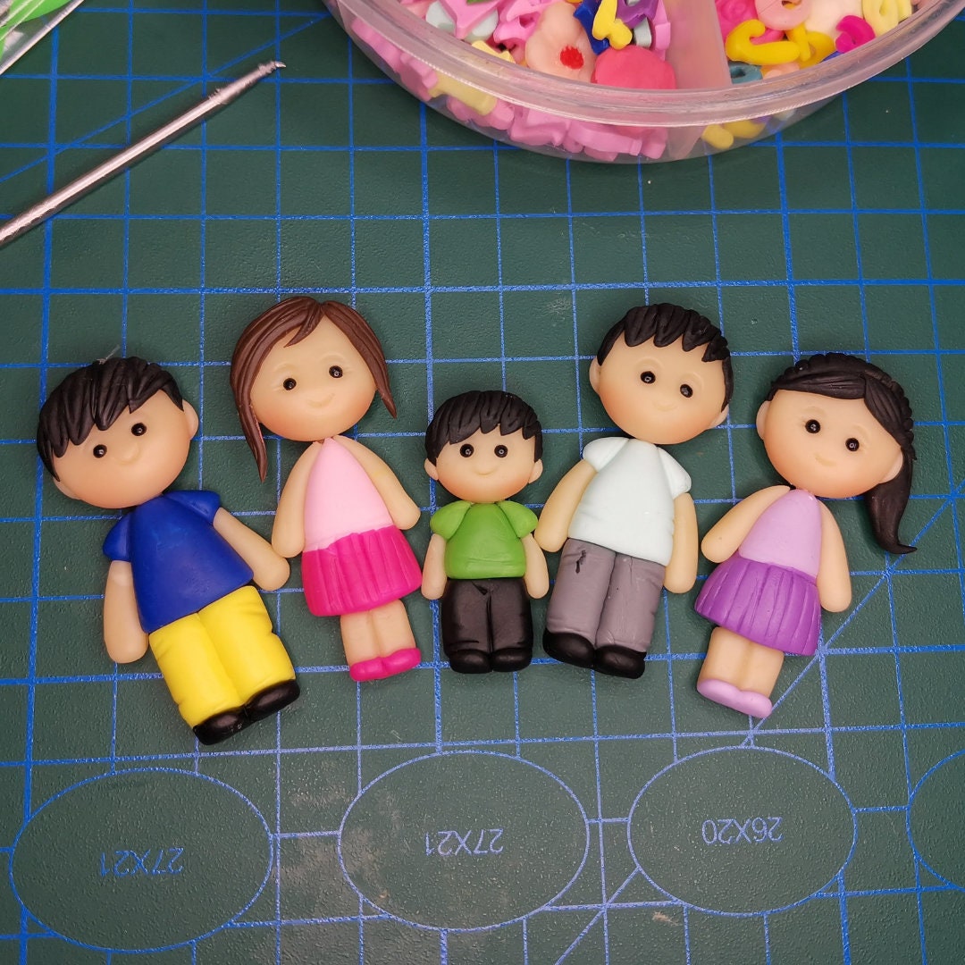 Gifts for Nurses - Clay Figurine, Cute Fridge Magnet for Nurses, Doctors and Other Workers