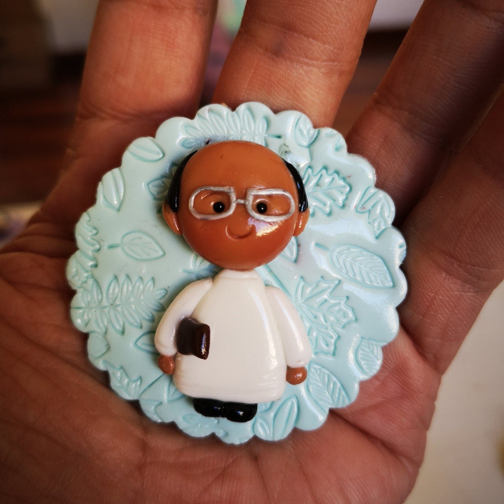 Cute Personalized Fridge Magnet Gift for Priests and Pastors, Adorable Thank you and send off gift for Brothers, Priests, Nuns, 5cm Handmade